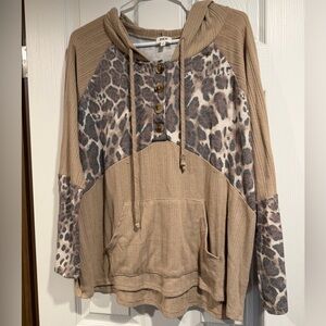 Women’s BKE Tan and Gray Leopard Hoodie